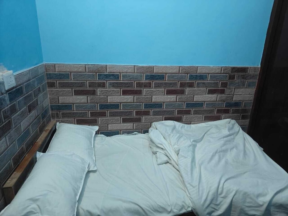 Deepak Guest House