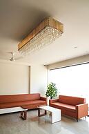 Mastiff Hotel Crystara, Jalgaon