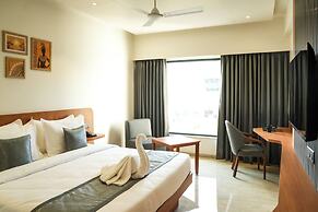 Mastiff Hotel Crystara, Jalgaon