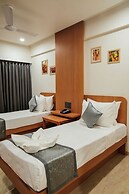 Mastiff Hotel Crystara, Jalgaon