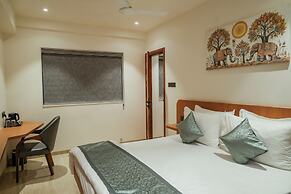 Mastiff Hotel Crystara, Jalgaon