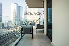 Luxury 1BR in Business Bay