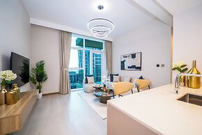 Luxury 1BR in Business Bay