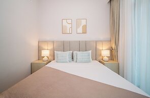 Luxury 1BR in Business Bay