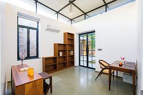 Elivaas Nature 95 4BHK Farm with Pool
