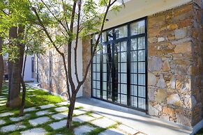Elivaas Nature 95 4BHK Farm with Pool