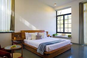 Elivaas Nature 95 4BHK Farm with Pool