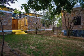 Elivaas Nature 95 4BHK Farm with Pool