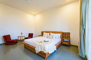 Elivaas Nature 95 4BHK Farm with Pool