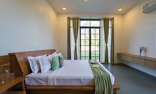 Elivaas Nature 95 4BHK Farm with Pool