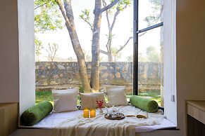Elivaas Nature 95 4BHK Farm with Pool