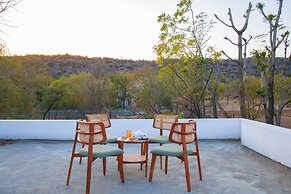 Elivaas Nature 95 4BHK Farm with Pool