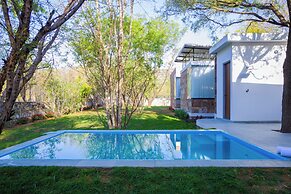 Elivaas Nature 95 4BHK Farm with Pool