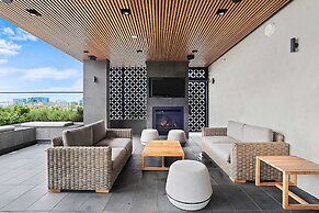 Stylish Apartment in Ikebana Complex