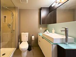 Avelis Downtown Hotel and Suites
