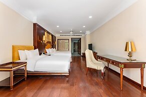 Serenity Coast Hotel