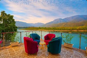 The Shanti Naturecure on Ganga