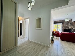 Faro Central Park by Homing