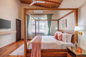ELIVAAS Twin Chalets 4BHK Escape Villa