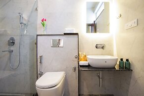 ELIVAAS Twin Chalets 4BHK Escape Villa