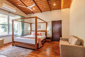 ELIVAAS Twin Chalets 4BHK Escape Villa