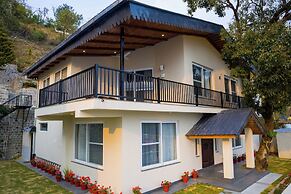 ELIVAAS Twin Chalets 4BHK Escape Villa