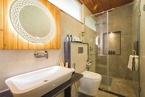 ELIVAAS Twin Chalets 4BHK Escape Villa