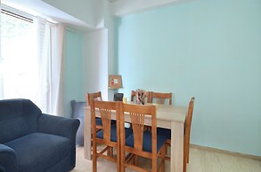 A cute & comfortable 2 bedroom apartment