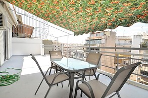 A cute & comfortable 2 bedroom apartment