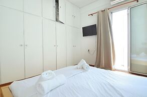 A cute & comfortable 2 bedroom apartment