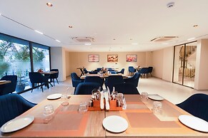 Grand Continent Hotel, Sector 45, Gurugram