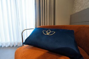 Grand Continent Hotel, Sector 45, Gurugram