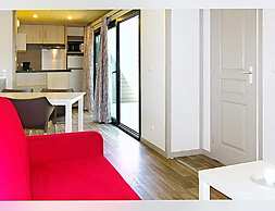 Lake View Cottage With Terrace for 6