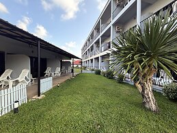 Karon Place