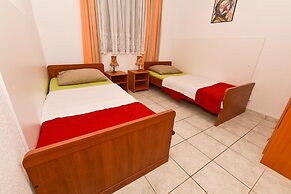 Apartments Karacic