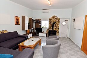 Apartments Karacic