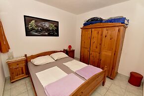 Apartments Karacic