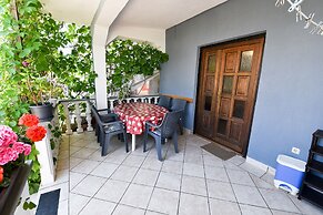 Apartments Karacic