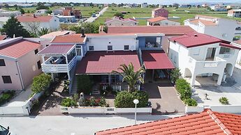 Apartments Karacic