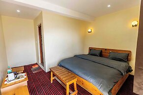 Hidden Valley Homestay Pangot