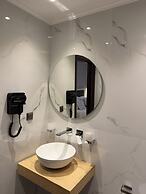 MG Luxury Living