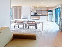 6 Guest Cottage With Pool & Terrace