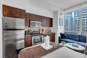 The Bayview - Downtown Toronto
