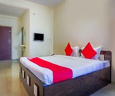Classic With Balconyhotel Galaxy Inn