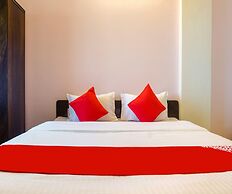 Classic With Balconyhotel Galaxy Inn