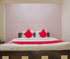 Classic With Balconyhotel Galaxy Inn