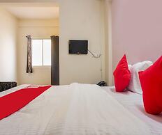 Classic With Balconyhotel Galaxy Inn