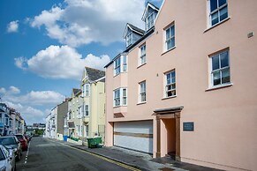 Yr Encil - 2 Bedroom Apartment - Tenby