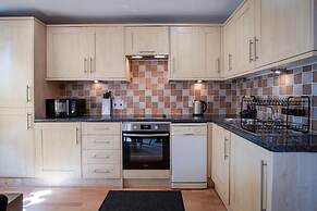 Yr Encil - 2 Bedroom Apartment - Tenby