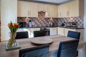 Yr Encil - 2 Bedroom Apartment - Tenby